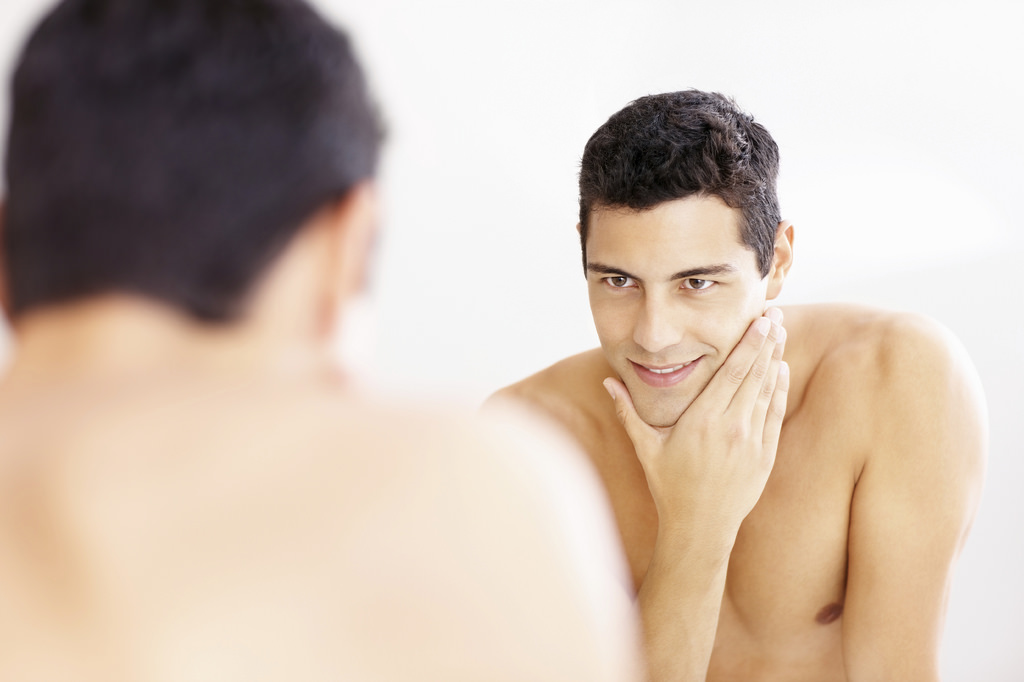 man-looking-in-the-mirror
